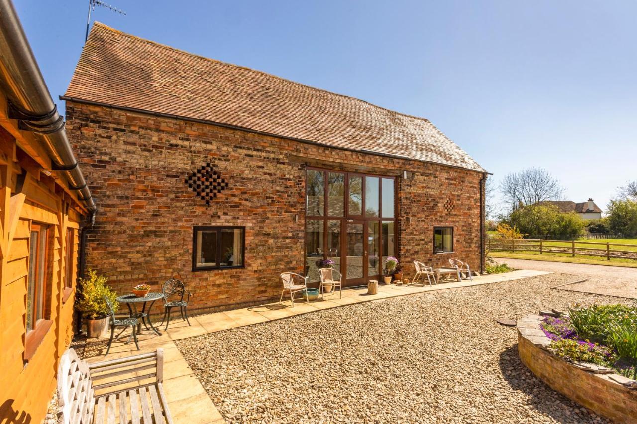 Bridge Farm Holiday Cottages カウ・ハニーボーン エクステリア 写真