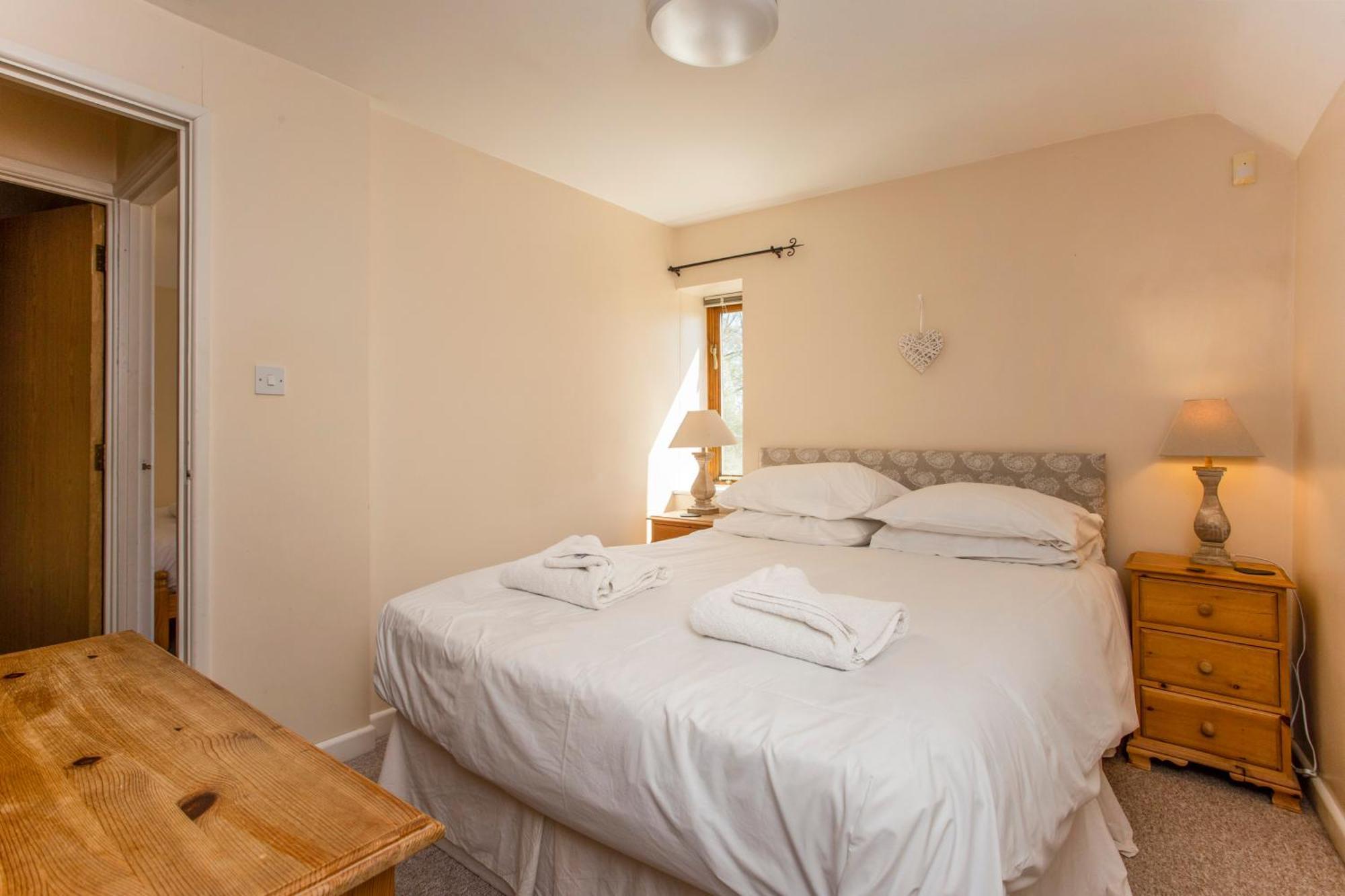Bridge Farm Holiday Cottages カウ・ハニーボーン 部屋 写真