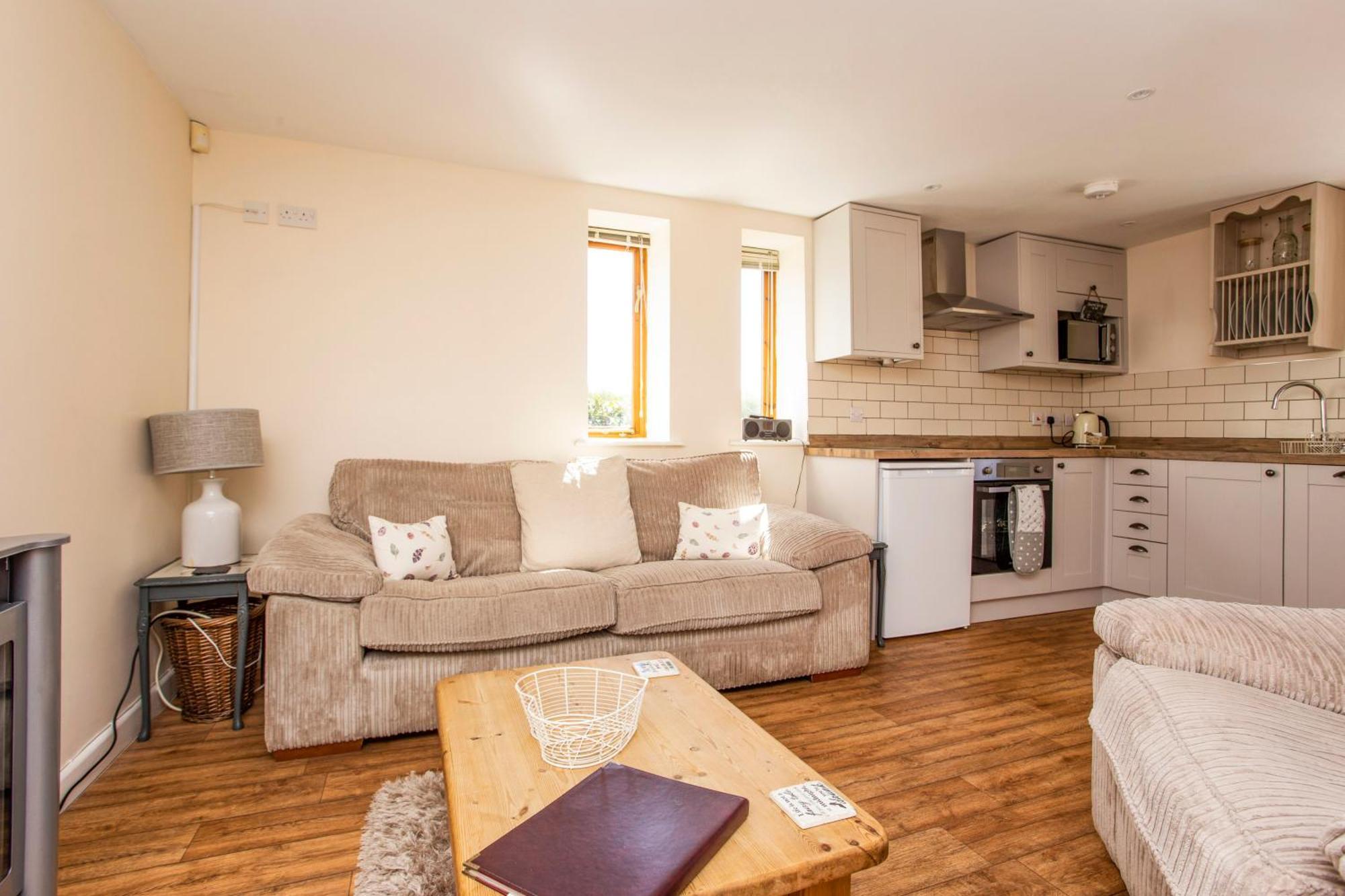 Bridge Farm Holiday Cottages カウ・ハニーボーン 部屋 写真