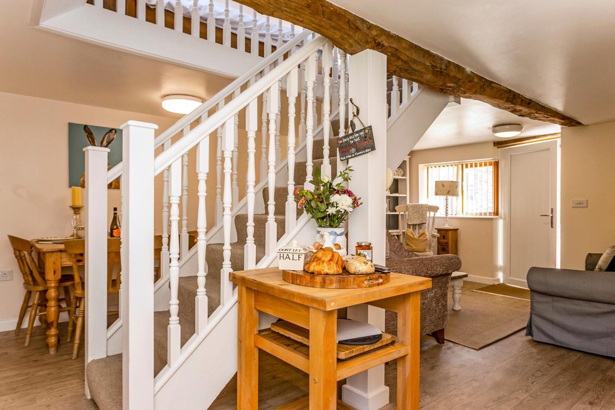 Bridge Farm Holiday Cottages カウ・ハニーボーン 部屋 写真